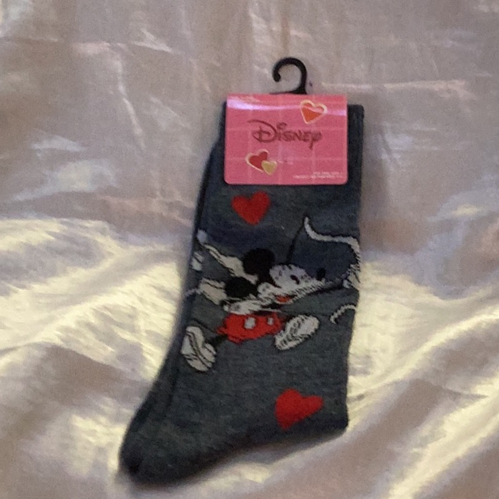 ❤️🖤NWT Disney Mickey Mouse Unisex 
Fun Socks Size 6—12 Must Have ❤️🖤